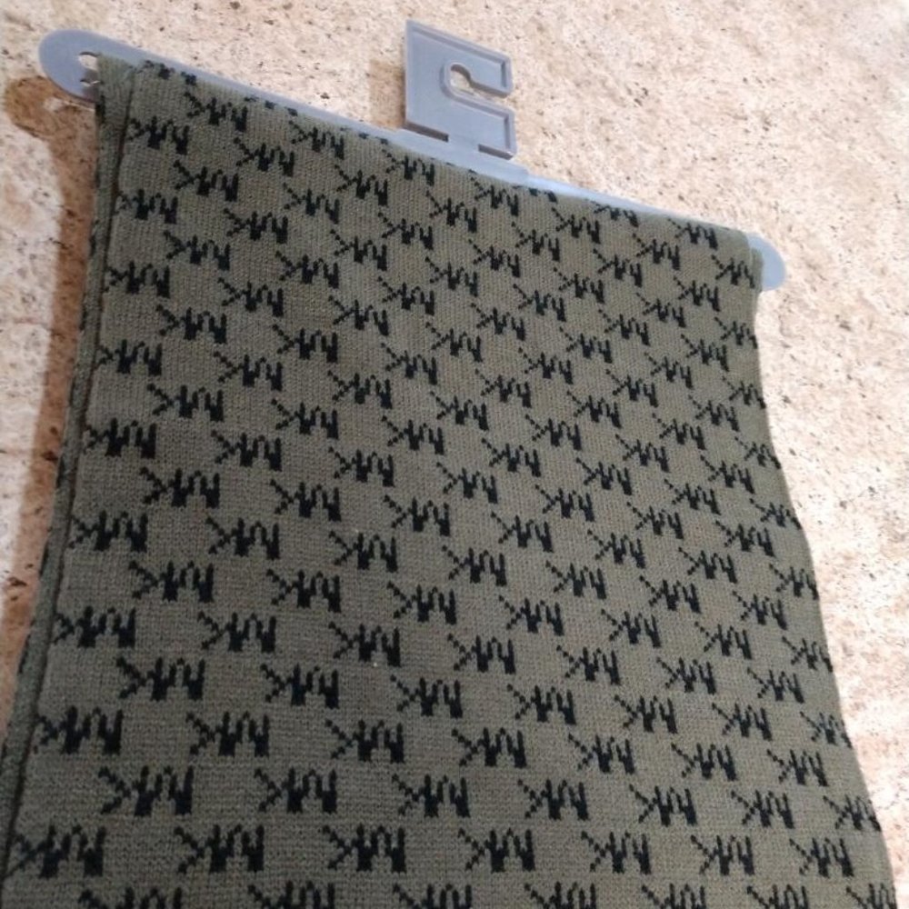 New Michael Kors Scarf